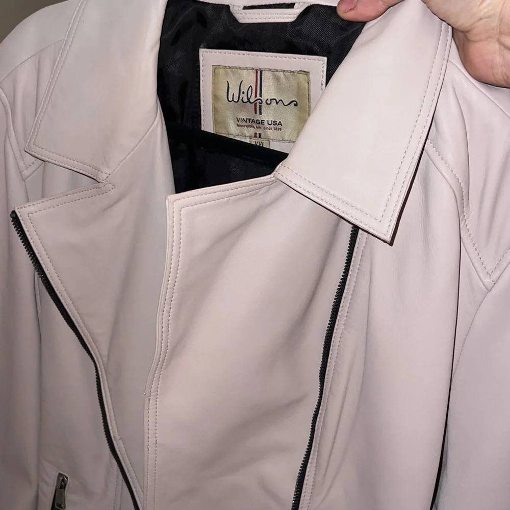 Vintage Women's Light Pink Leather Jacket - Picture 5 of 6